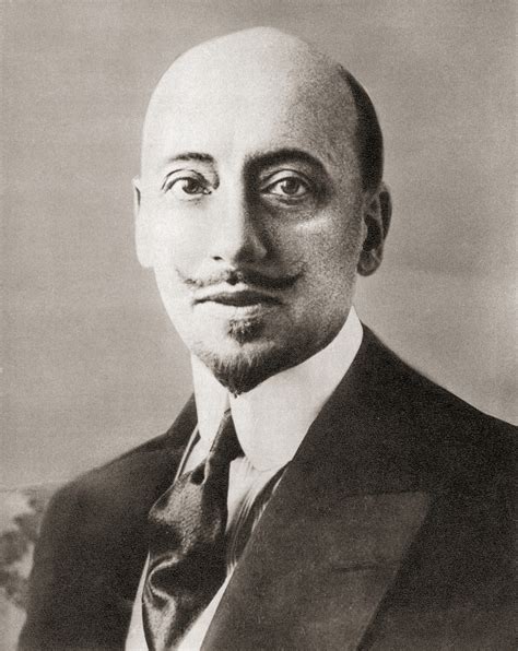 D'Annunzio .